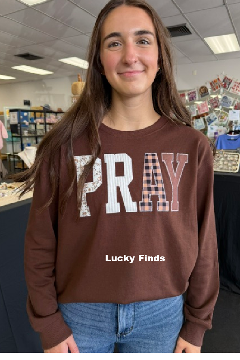 Pray Applique Sweatshirt D1775