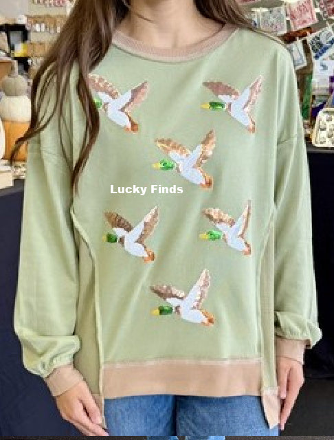 Sequined Mallard Duck Sweatshirt D1781