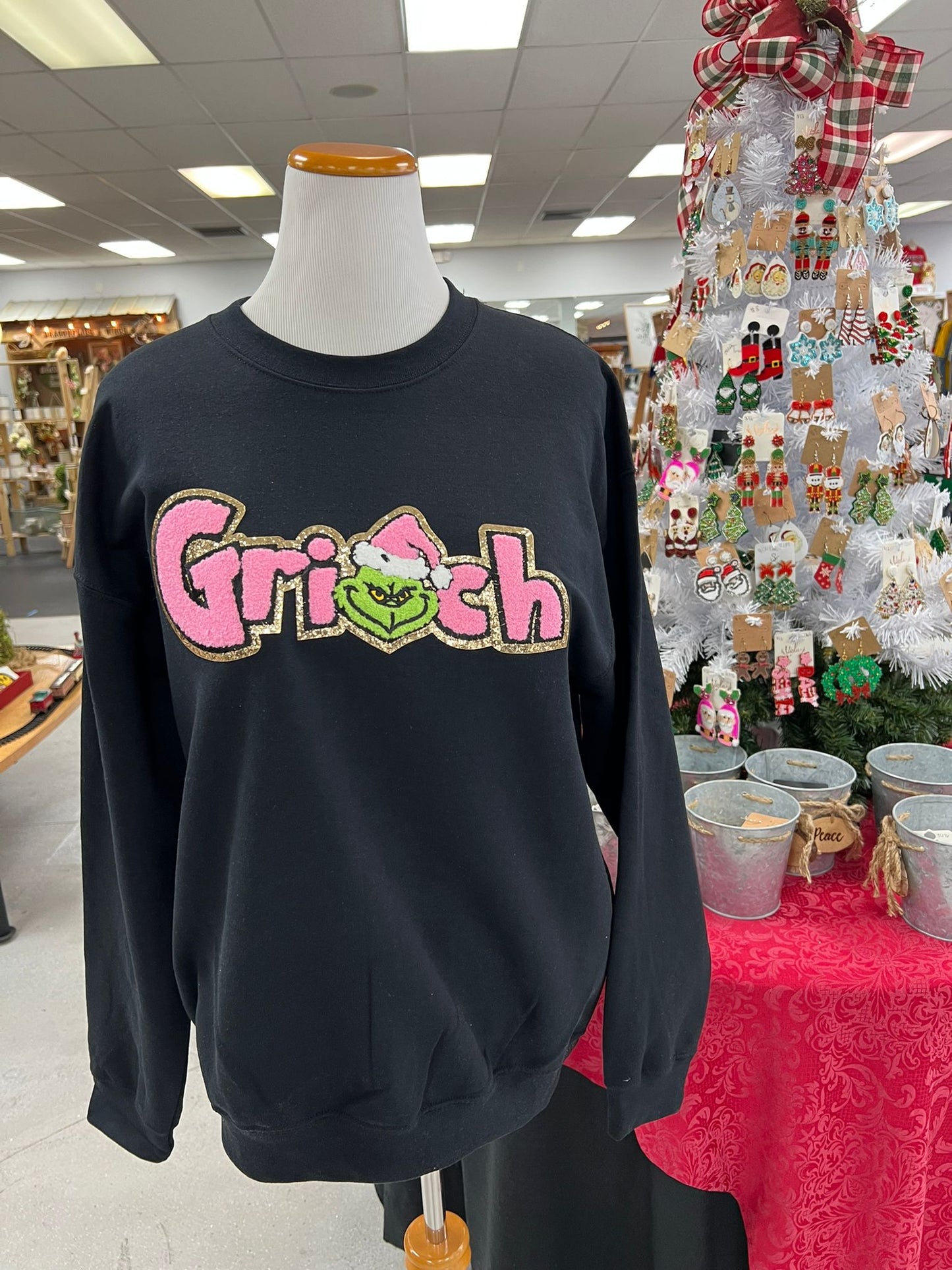 Chenille Patch Christmas Sweatshirt CP301