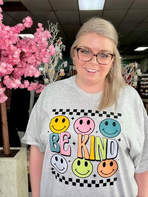 Be Kind Smiles T Shirt CP211