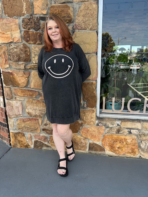 Happy Smiley Easel Dress P346