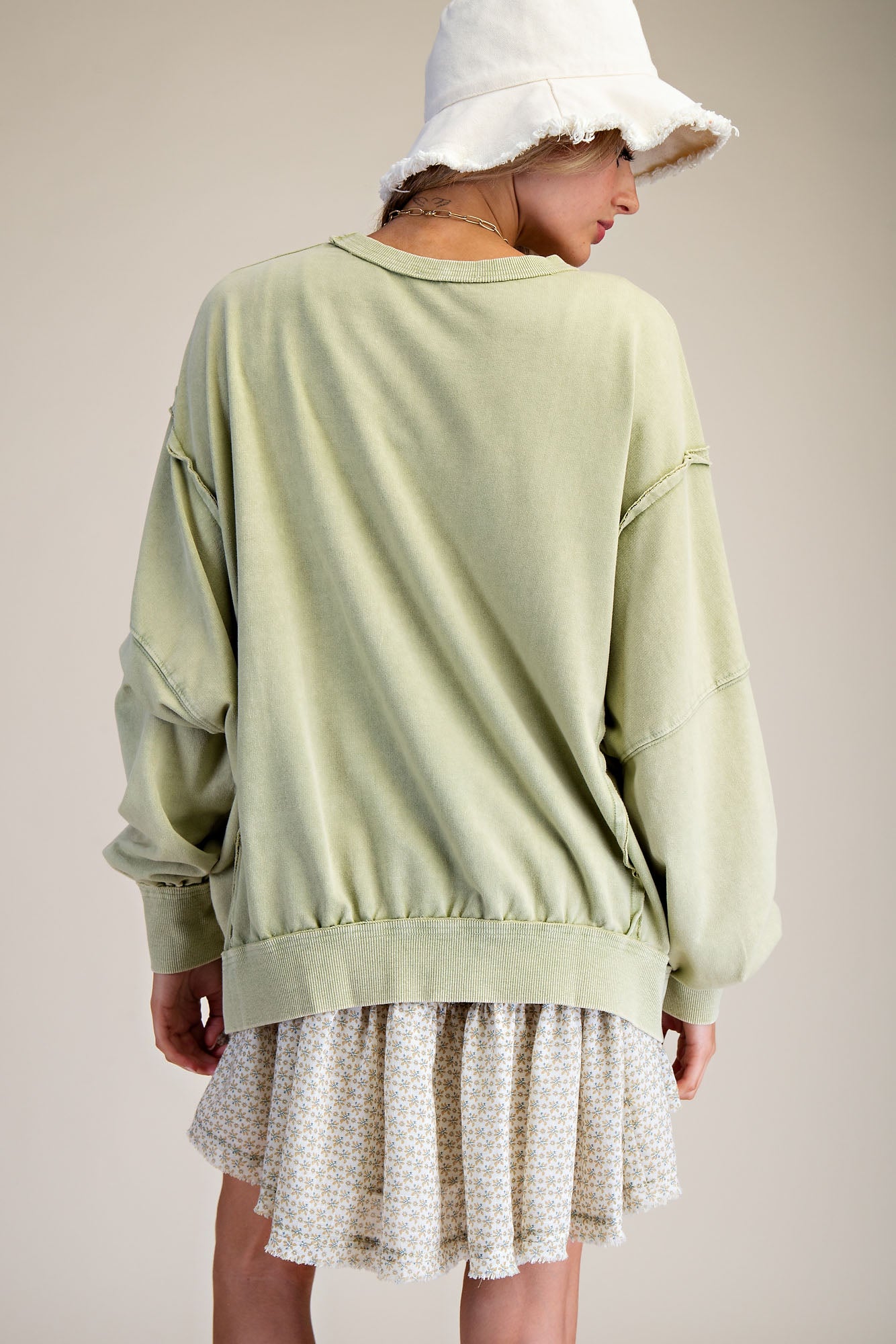 Dazzling Easel Flower Patch Top P367