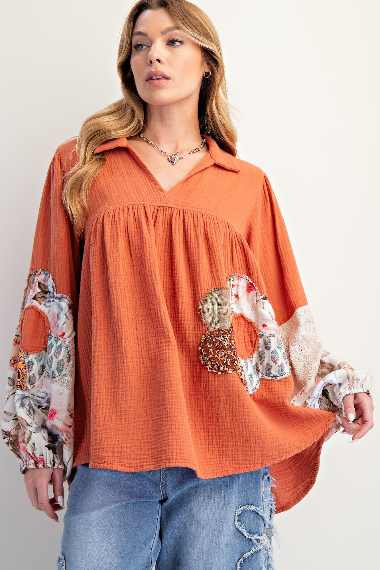 Divine Easel Flower Patch Top P368