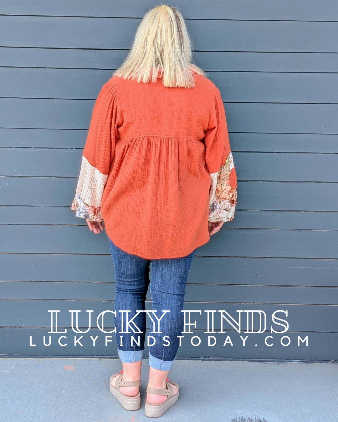 Divine Easel Flower Patch Top P368