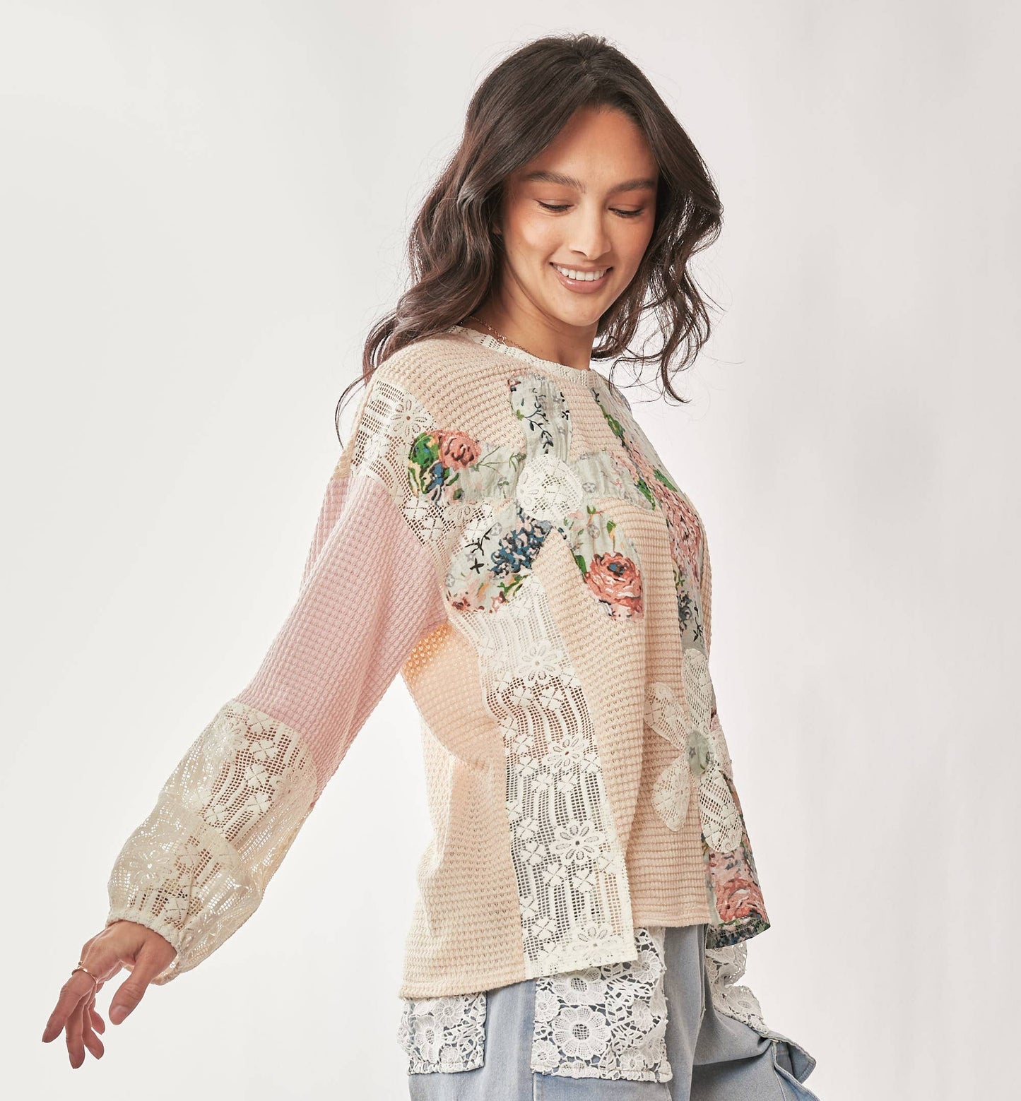 Lace & Floral Lover Top P387