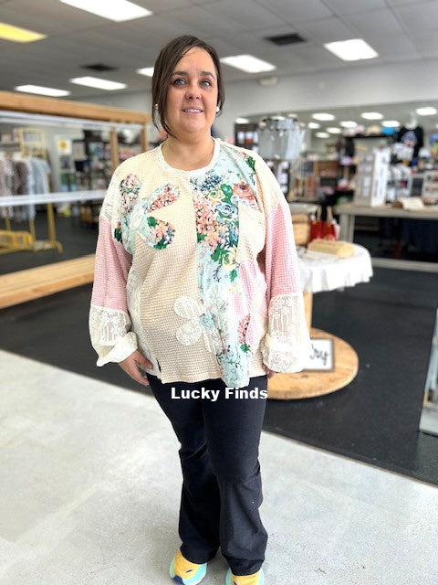 Lace & Floral Lover Top P387