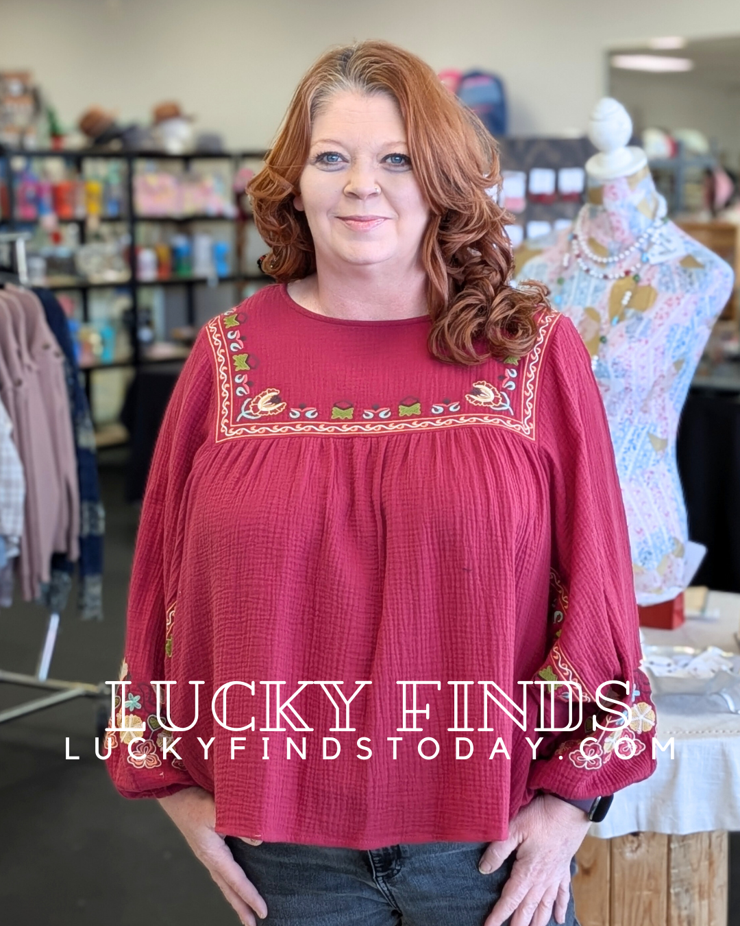 Flowy Easel Embroidered Curvy Top P420