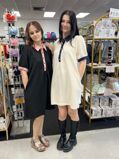 Umgee Contrast Pocket Dress P436