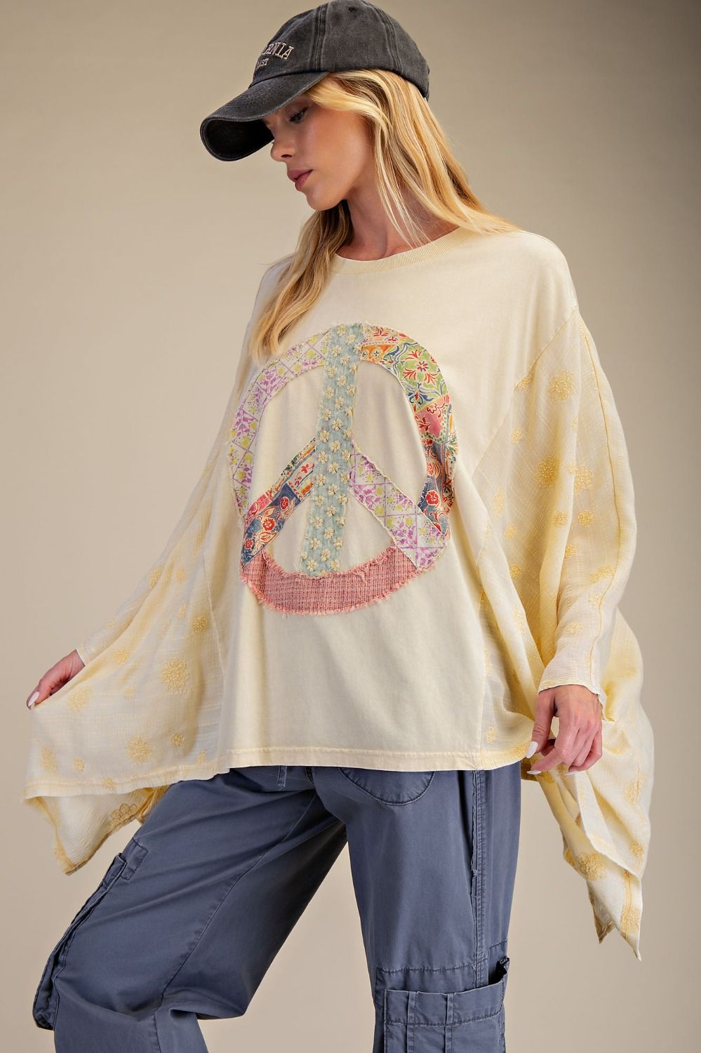 Vintage Easel Peace Patch Top P459