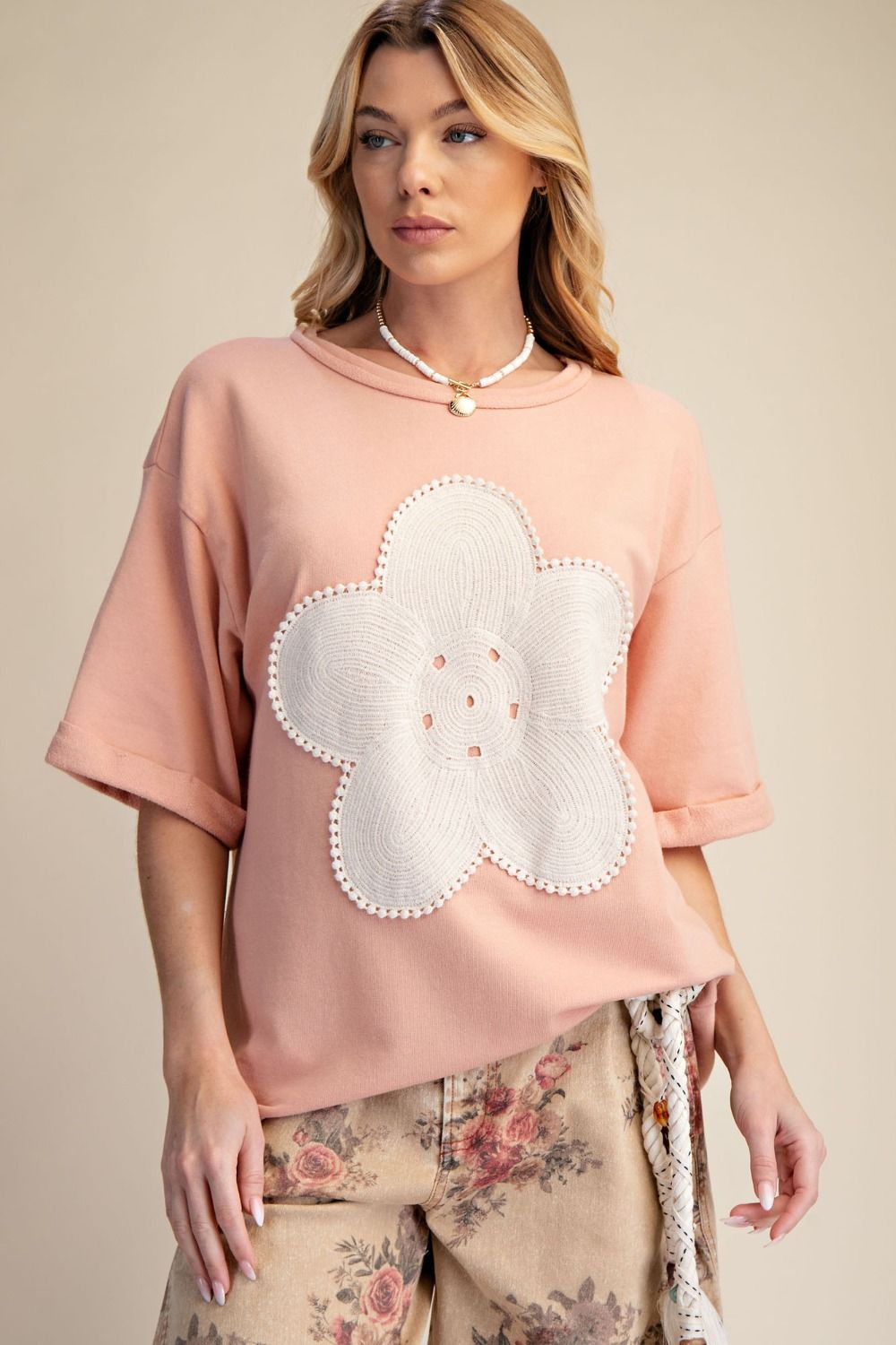 Easel Boxy Floral Patch Top P481