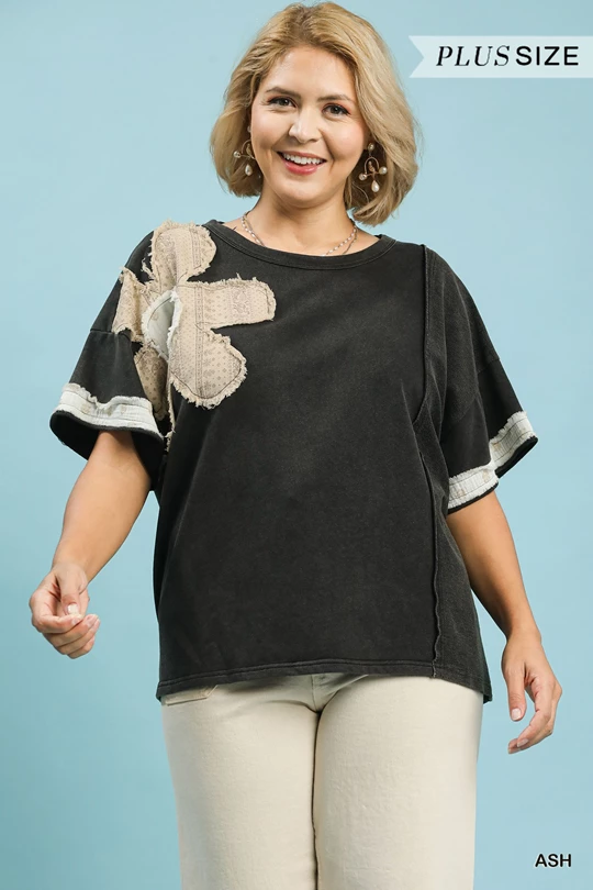 Umgee Flower Patch Curvy Top P531