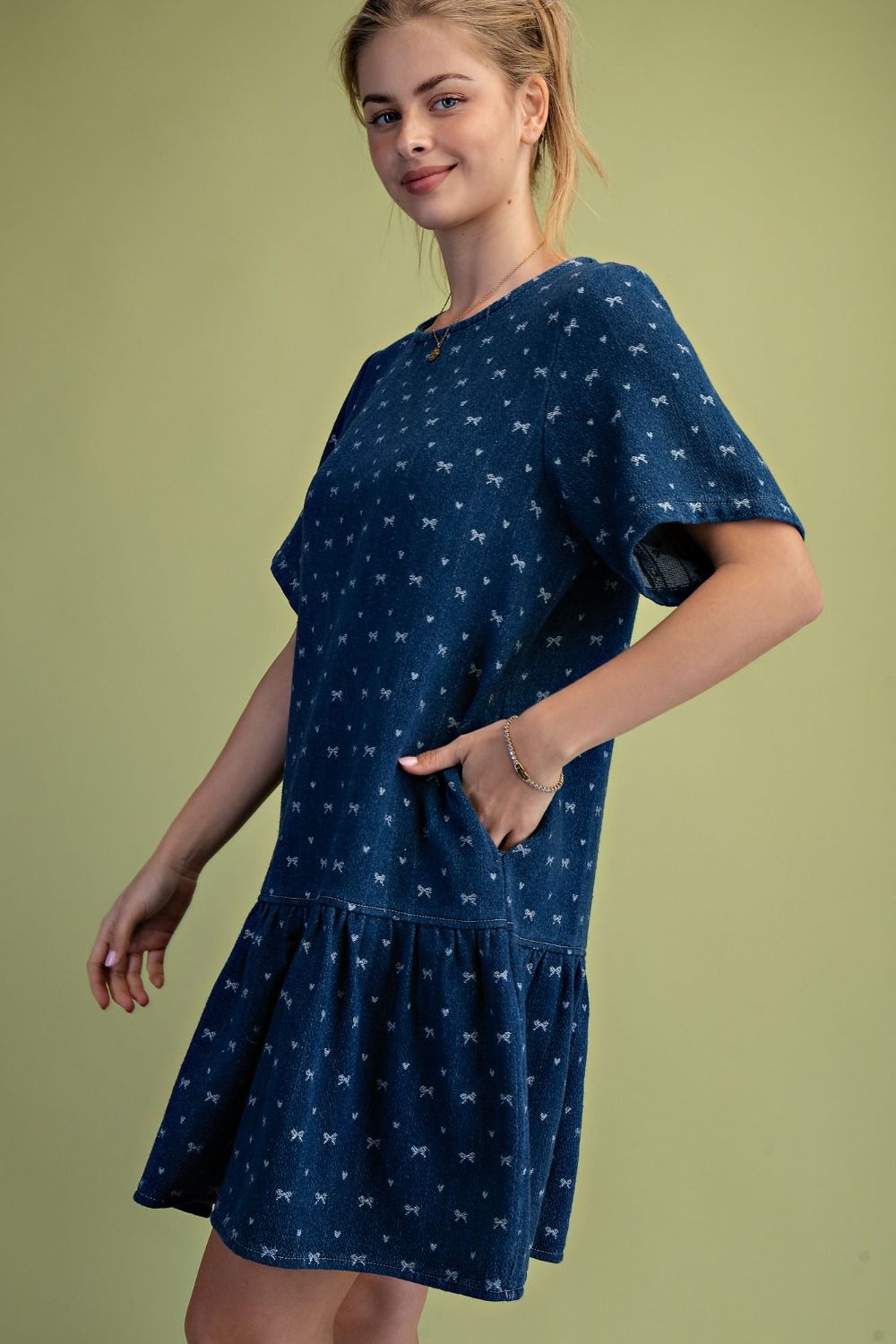 Keep Traveling Easel Dress  P551