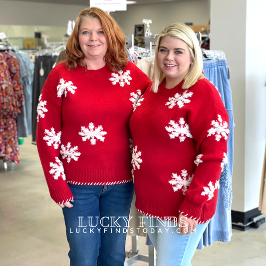 Holiday Snow Flake Curvy Sweater W108