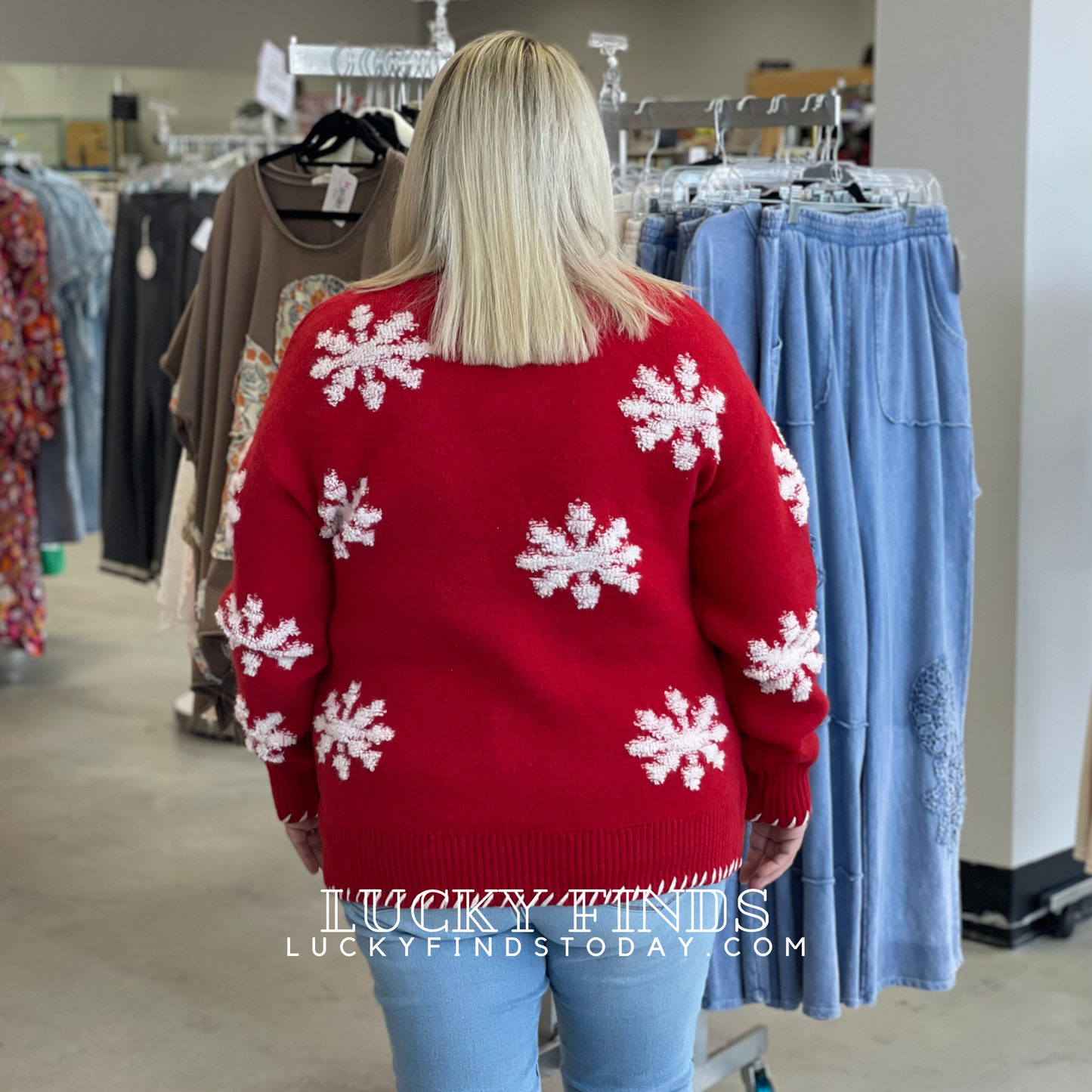 Holiday Snow Flake Curvy Sweater W108