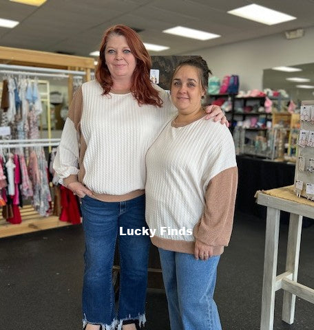 Falling for Colorblock Top W253