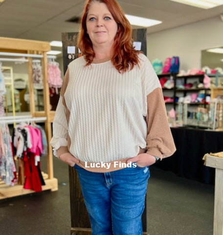 Falling for Colorblock Top W253