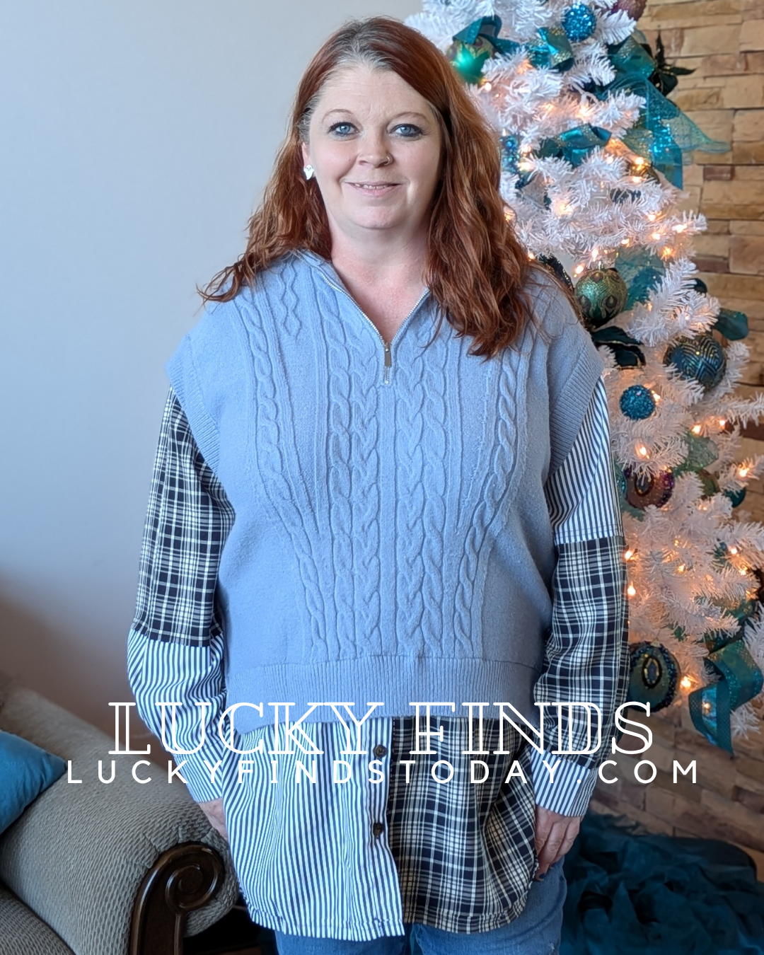 Eye-Catching Curvy Top W266