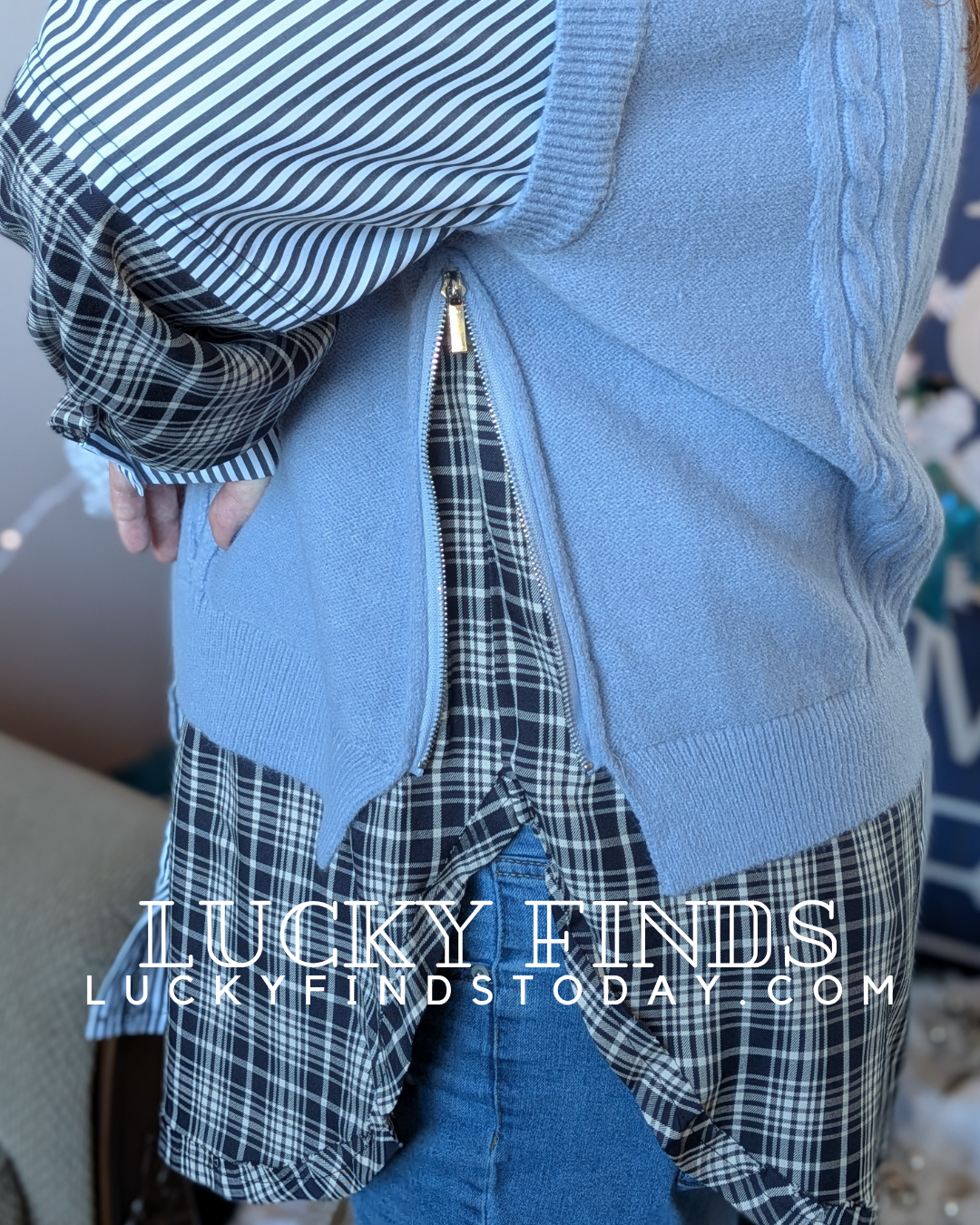 Eye-Catching Curvy Top W266