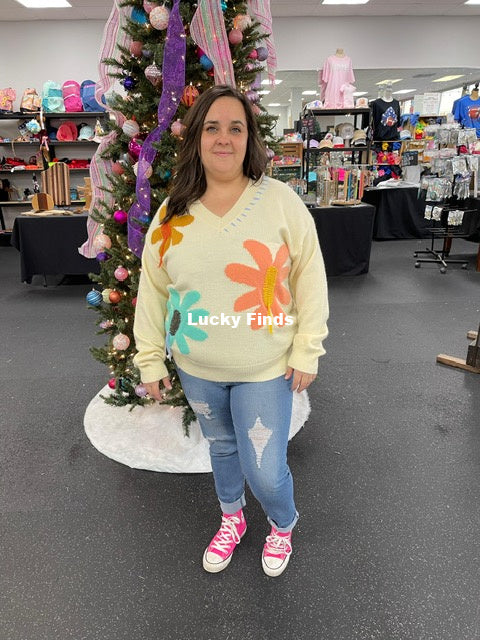 Graceful Floral Sweater W283