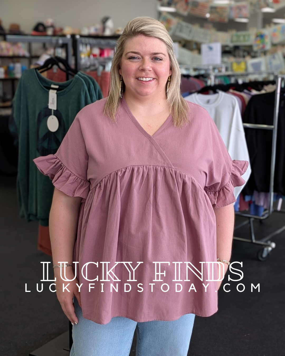 Primrose Flutter Sleeve Curvy Top W367
