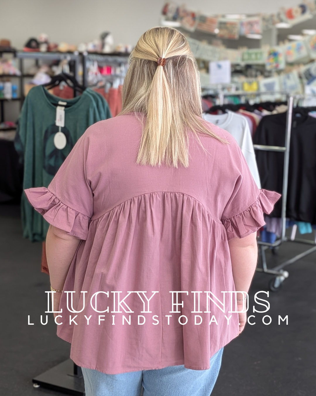 Primrose Flutter Sleeve Curvy Top W367