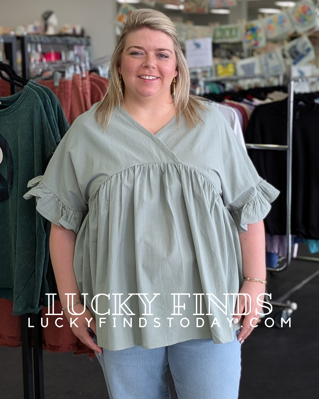 Primrose Flutter Sleeve Curvy Top W367