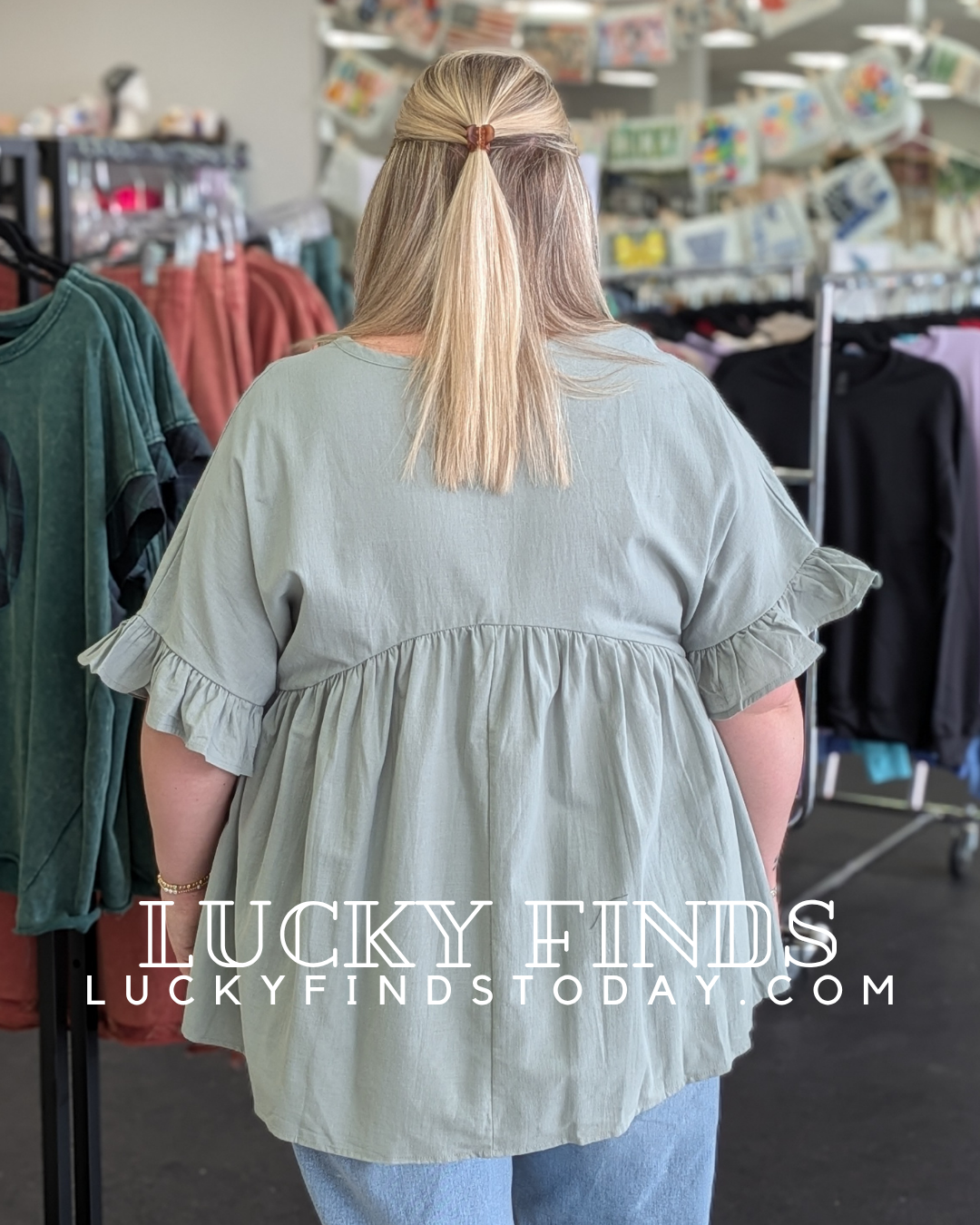 Primrose Flutter Sleeve Curvy Top W367