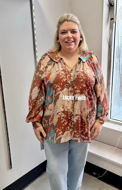 Magic Touch Patchwork Curvy Top W433