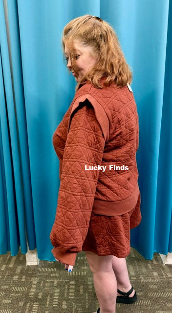 Cozy Curvy Quilted 2-Piece Set W435