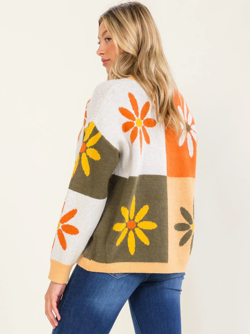 Loving Flower Colorblock Sweater W476