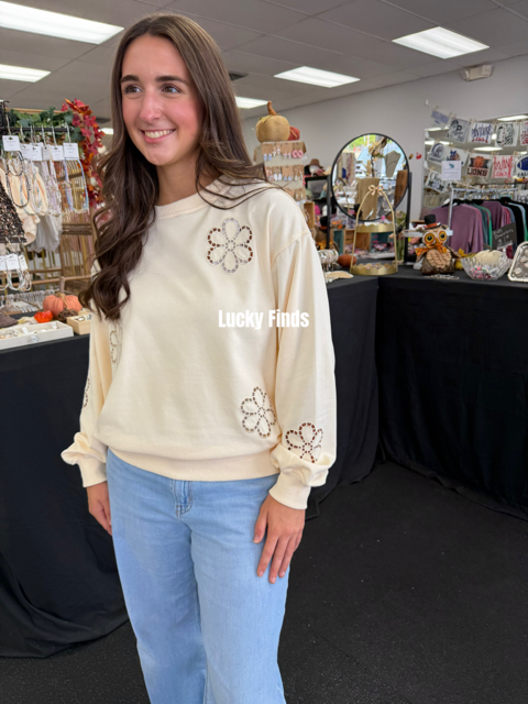 Fancy Flower Cutout Top W490