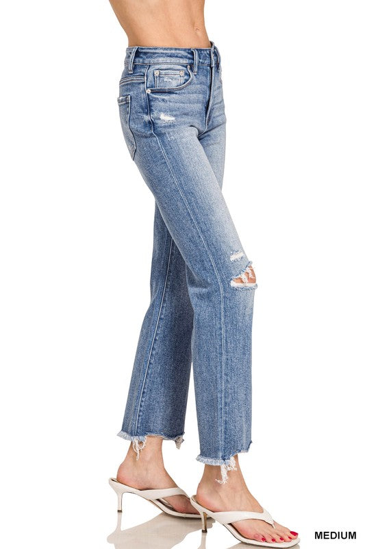 Weekend Distressed Knee Jeans Z774