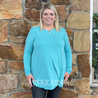 Weekend Ready Curvy Top Z775