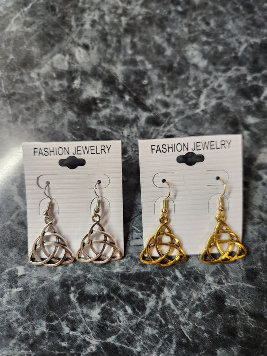 Celtic Knot Earrins JN553