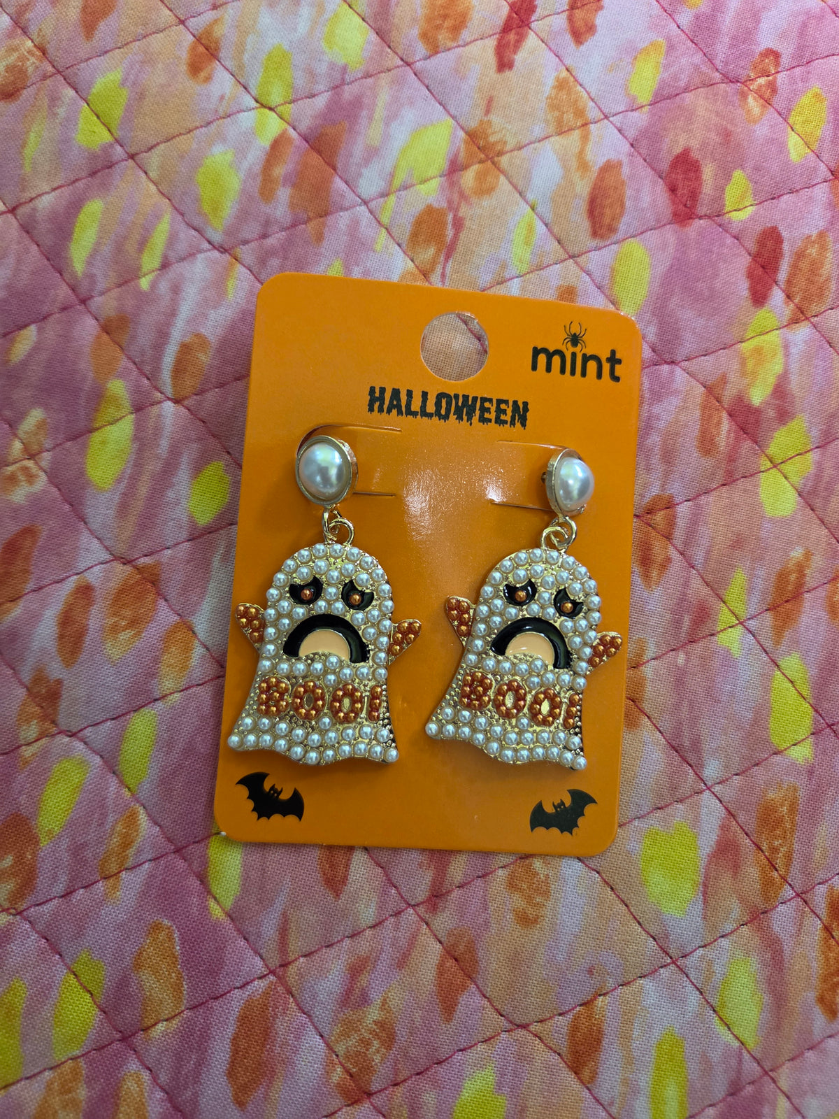 Pearl Ghost Dangle Earrings E09