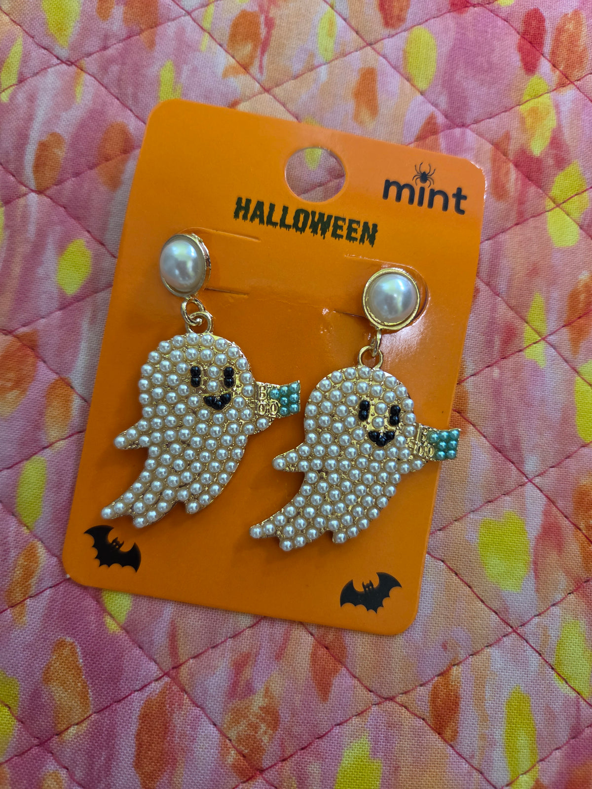 Pearl Ghost Dangle Earrings E09