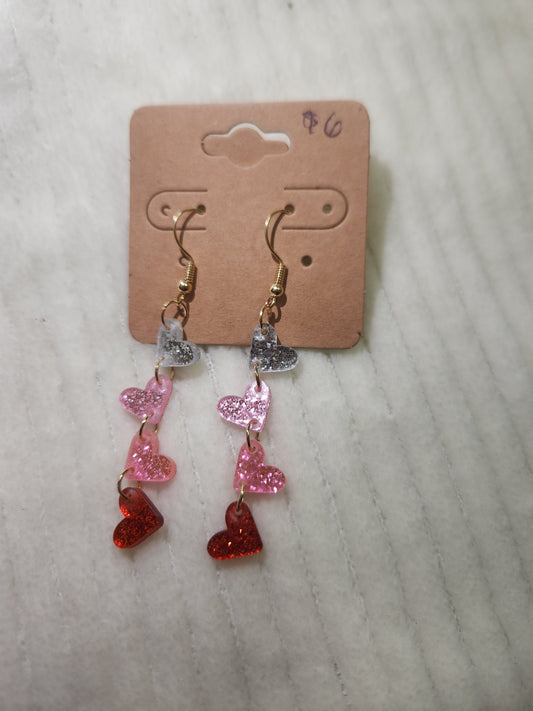 Jv426 kiss me earrings