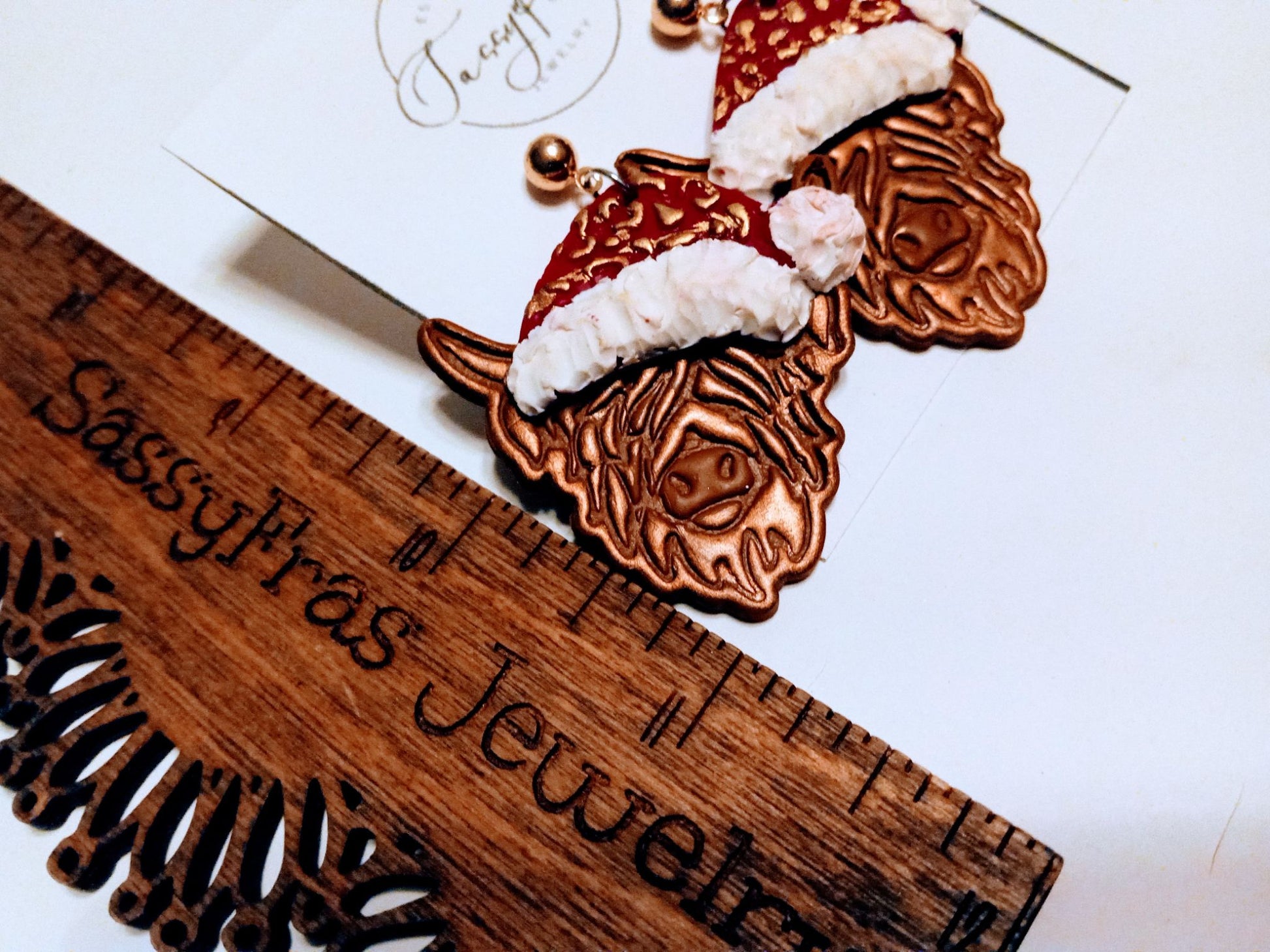 Highland Cow/santa - 1